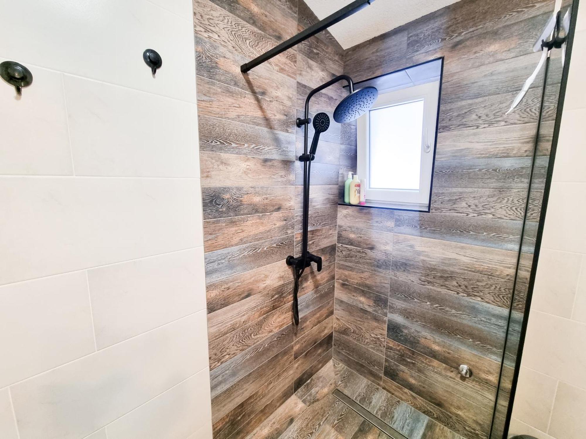Apartmani 1 Pinezici Esterno foto