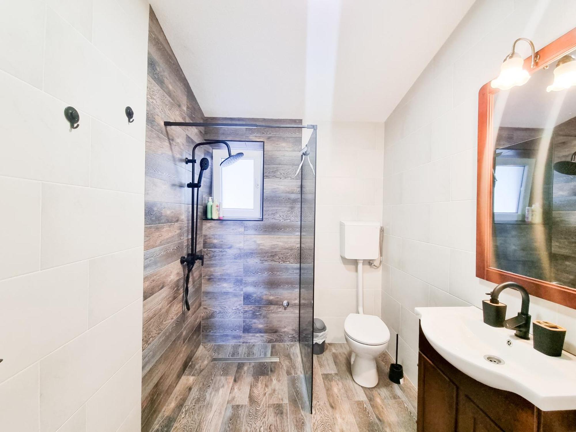 Apartmani 1 Pinezici Esterno foto