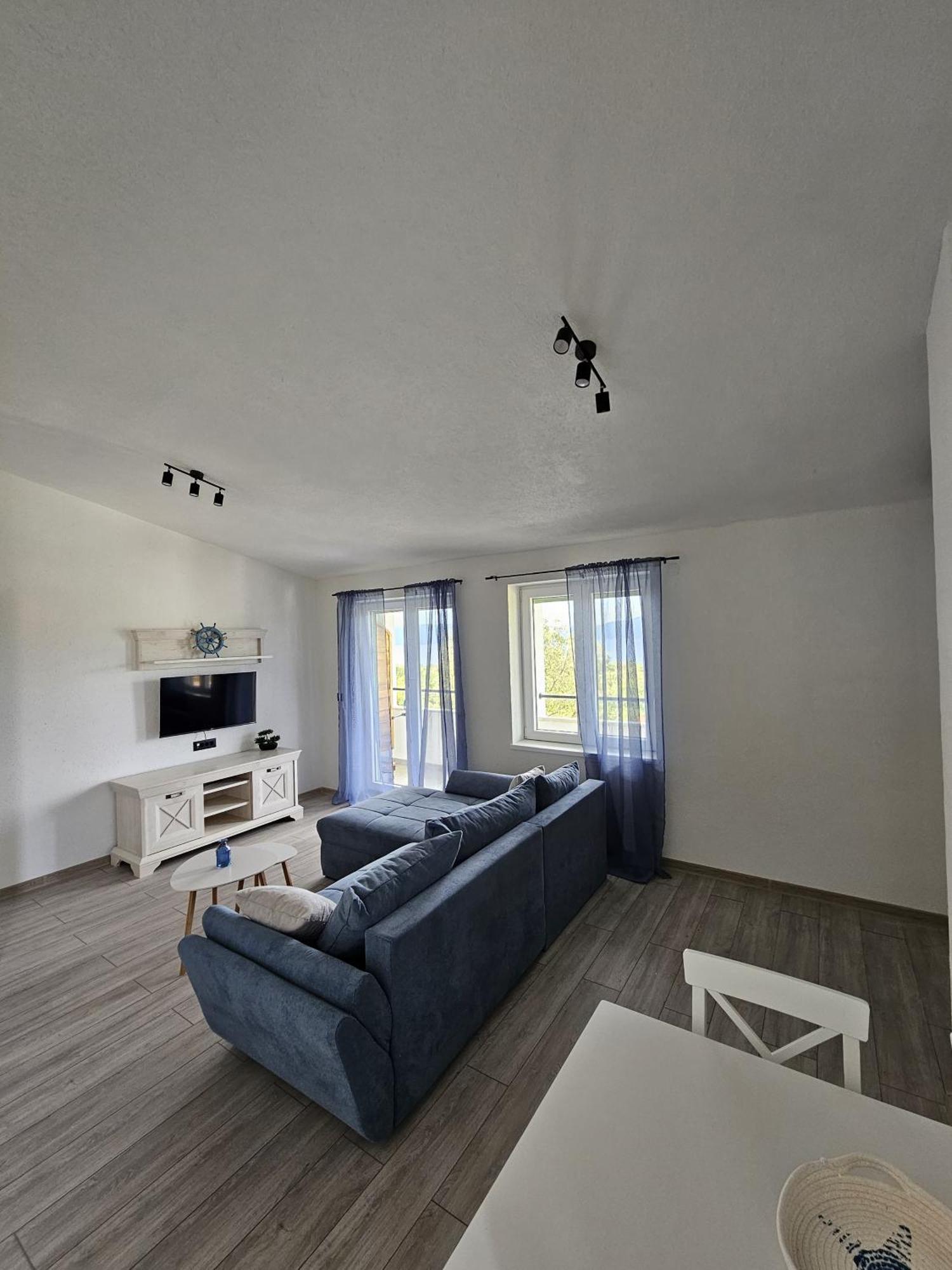 Apartmani 1 Pinezici Esterno foto