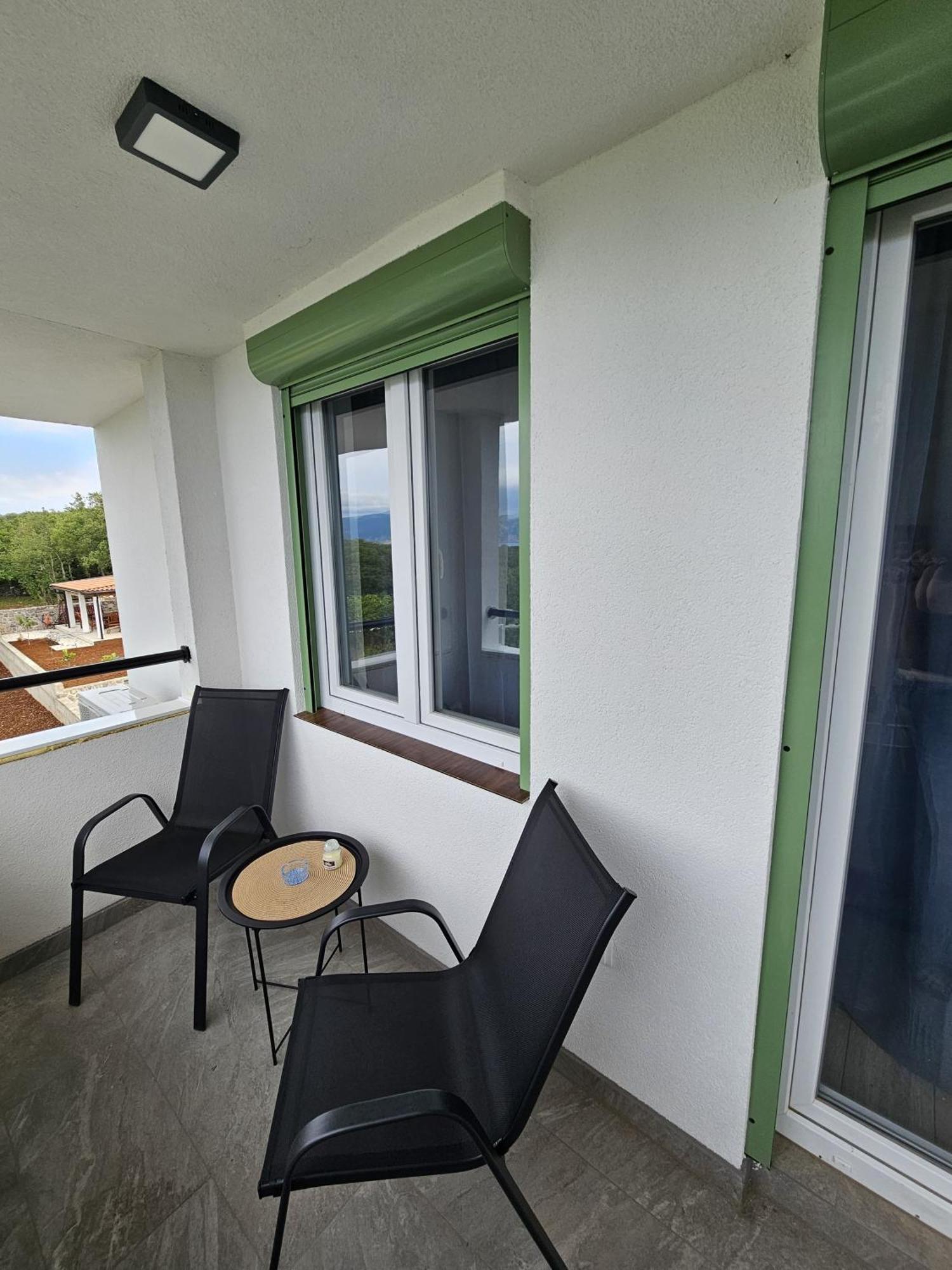Apartmani 1 Pinezici Esterno foto